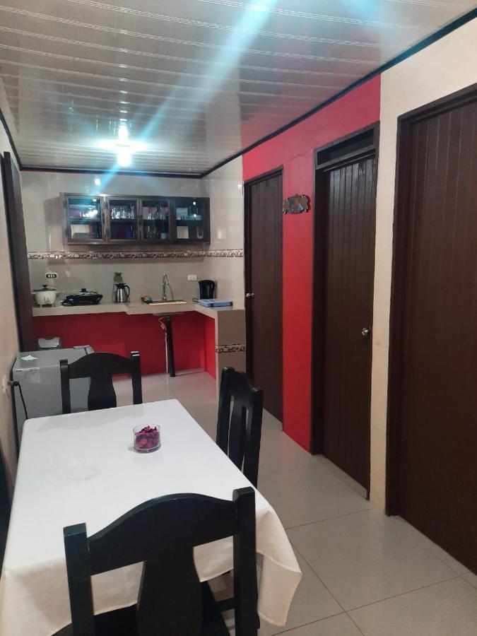 Apartamentos Caiman Tortuguero Extérieur photo